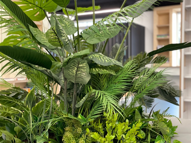 싱그러운 공간을 연출하는 '조화(ARTIFICIAL PLANT)' 플랜테리어 프로젝트를 소개합니다.