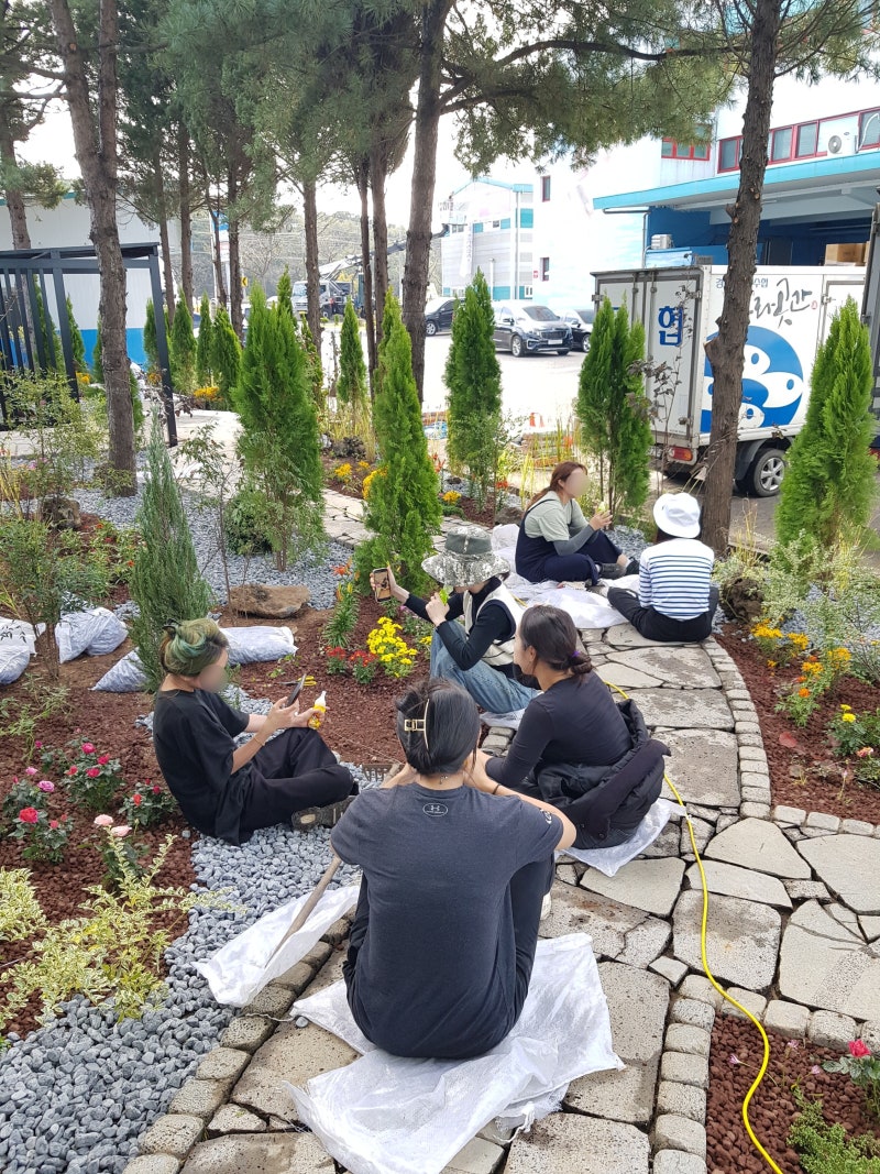 훼손된 식생공간이 힐링정원으로 재탄생한 'Healing Garden' 가드닝 프로젝트
